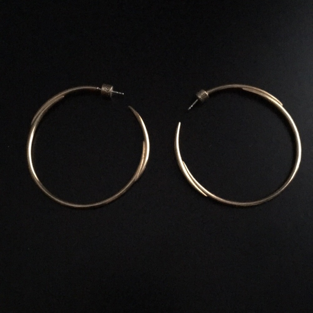 S&D gold hoop earrings